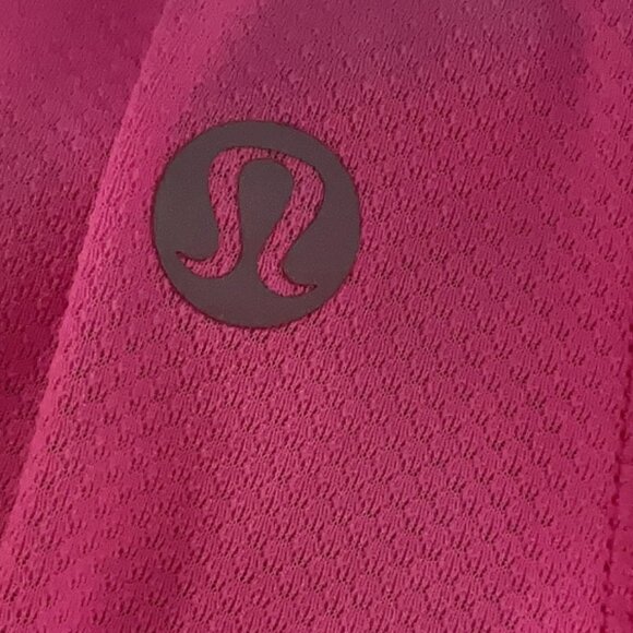 Lululemon High Neck Running and Training T-Shirt Pow Pink Light  Size 4 - Picture 5 of 7